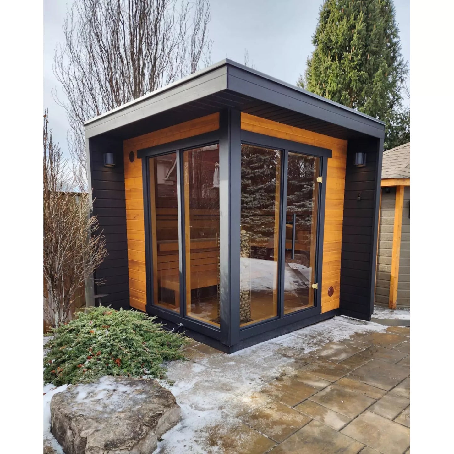 EMBERLINE ASPEN - 4-5 person outdoor Sauna Series